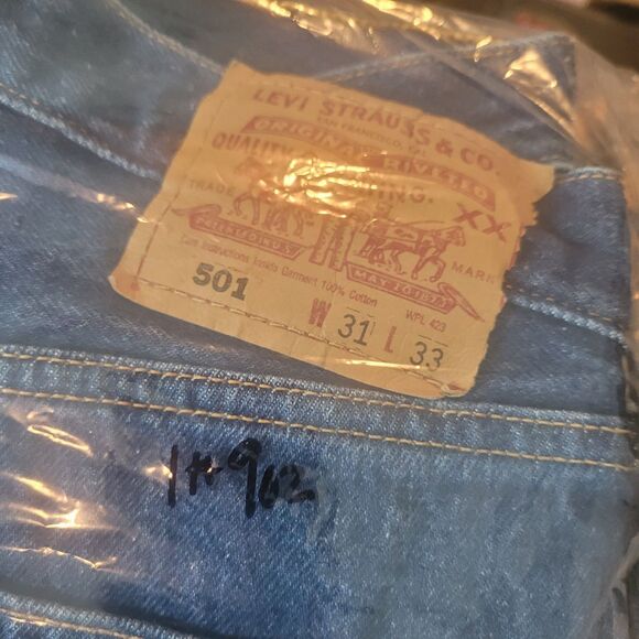 Levi's 501 Button Fly Straight Leg Jeans Men's Size 31 X 33 Blue Denim Workwear - Picture 13 of 13